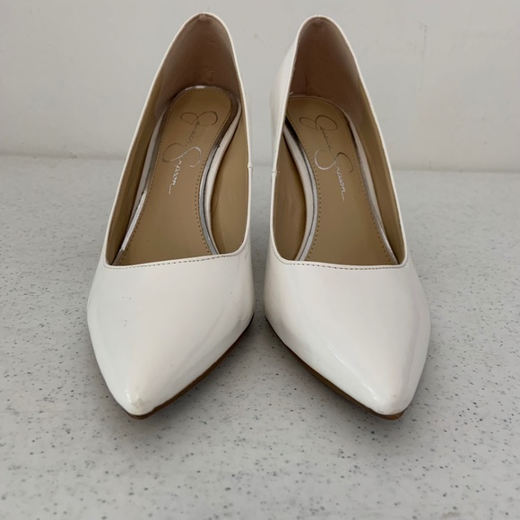 Jessica Simpson Patent Leather Pointed Toe Heels in White Size 6 1/2 - Picture 3 of 16